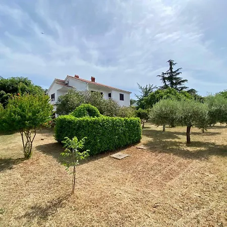 Valica Gardens